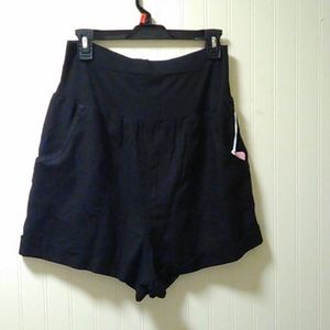 The perfect Maternity Shorts in Black